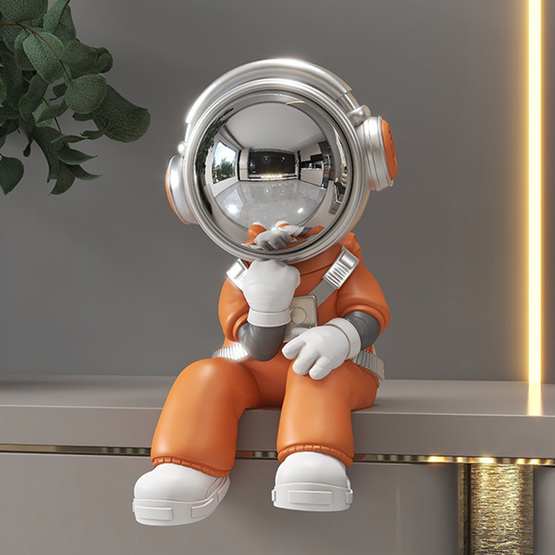 Miniature Astronaut Ornaments  - Resin Art Aesthetic recension och pris