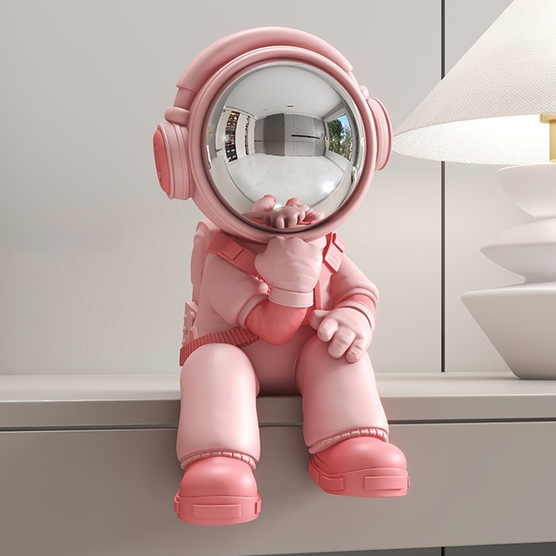 Miniature Astronaut Ornaments  - Resin Art Aesthetic recension och pris